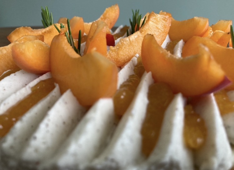 entremets abricot romarin
